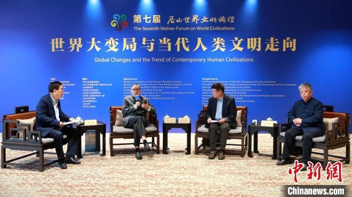 9月27日，第七屆尼山世界文明論壇首場高端對話舉行?！×籂?攝