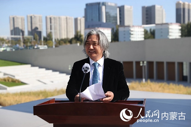 全國政協(xié)副秘書長、民盟中央專職副主席、中國美術館館長、中國城市雕塑家協(xié)會主席吳為山開幕致辭。王劭凱攝