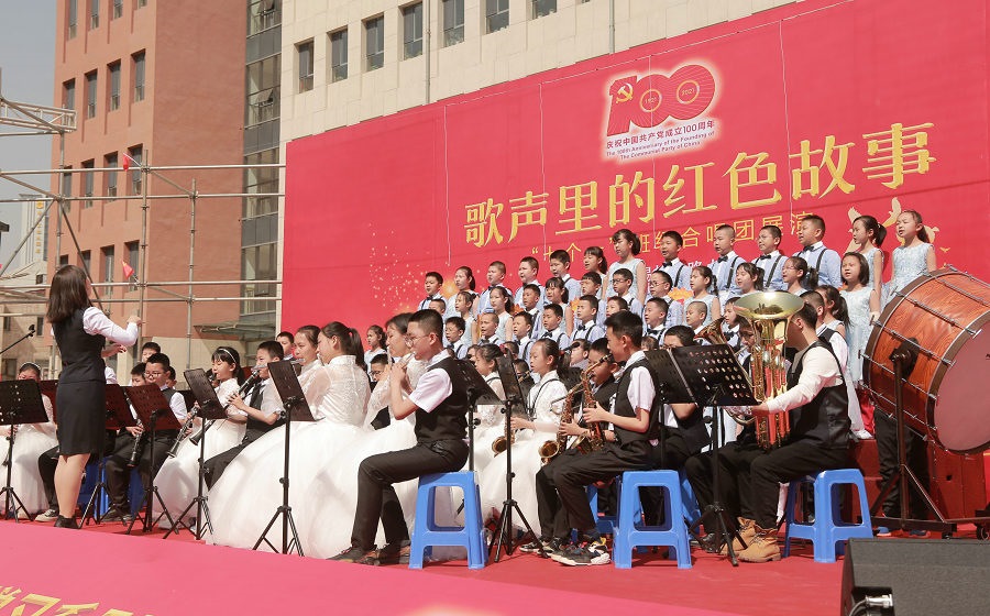 《沒(méi)有共產(chǎn)黨就沒(méi)有新中國(guó)》.jpg