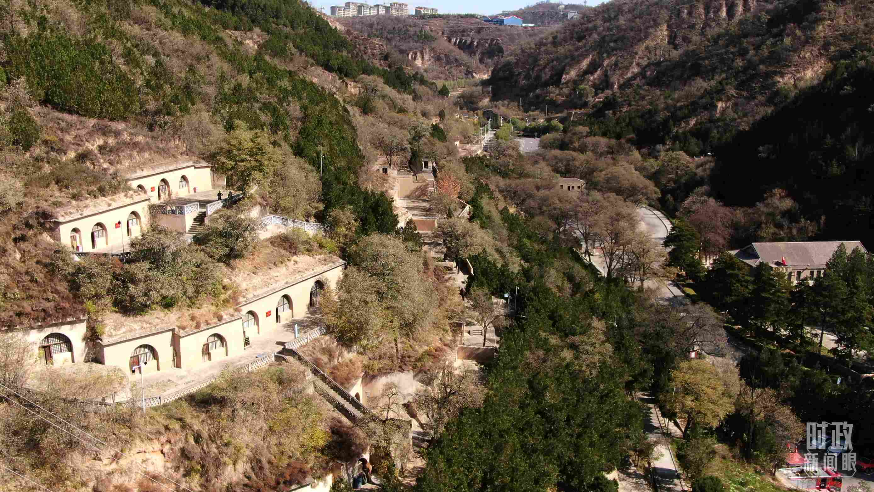 △楊家?guī)X，延安革命紀(jì)念地。（總臺(tái)記者劉海濤、錢(qián)金庫(kù)拍攝）