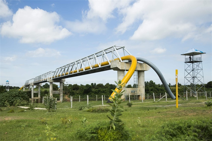 中緬油氣管道跨越河段。中油國際管道公司供圖