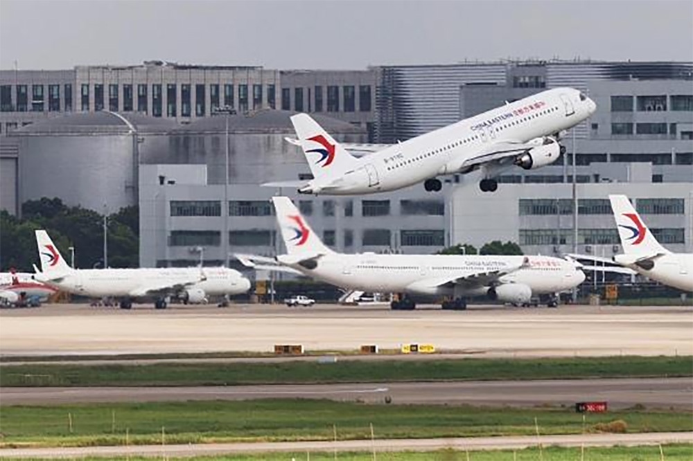 2023年8月2日，東航第二架國產(chǎn)C919大型客機(jī)執(zhí)飛滬蓉空中快線。