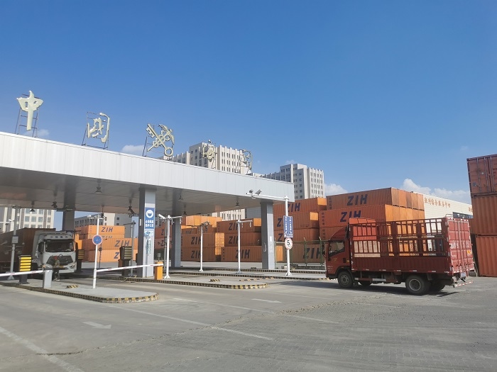 鄭州國際陸港海關(guān)監(jiān)管場所。鄭州車站海關(guān)供圖