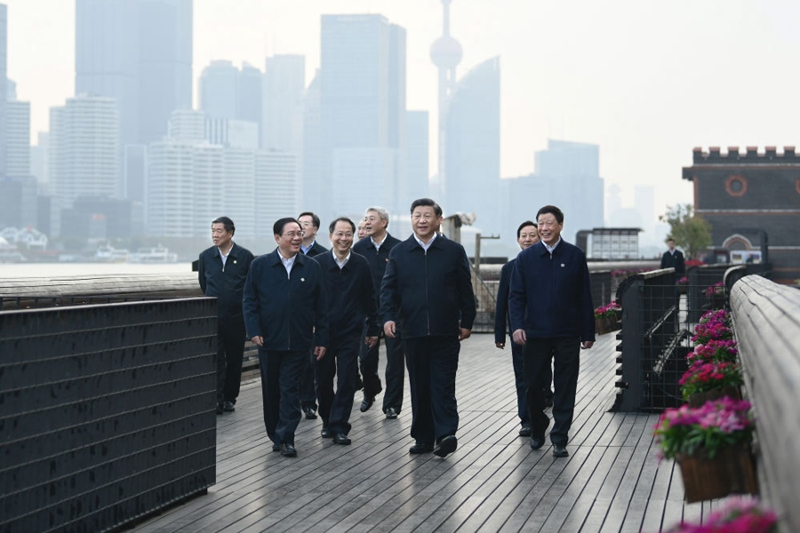 2019年11月2日，習(xí)近平在上海市楊浦區(qū)濱江公共空間楊樹浦水廠濱江段考察。