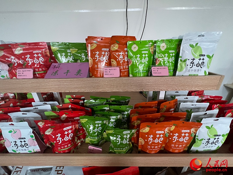 各種凍干食品。人民網(wǎng)記者 常雪梅攝