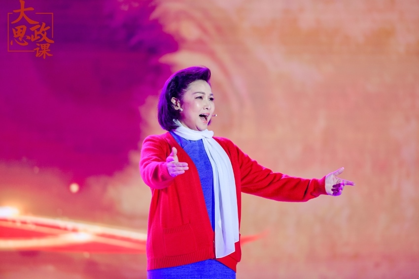 國家一級(jí)演員、第五代江姐飾演者王莉