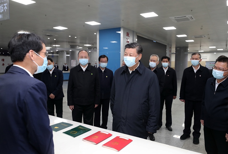 2021年3月23日，習(xí)近平在福建三明沙縣農(nóng)村產(chǎn)權(quán)交易中心考察。