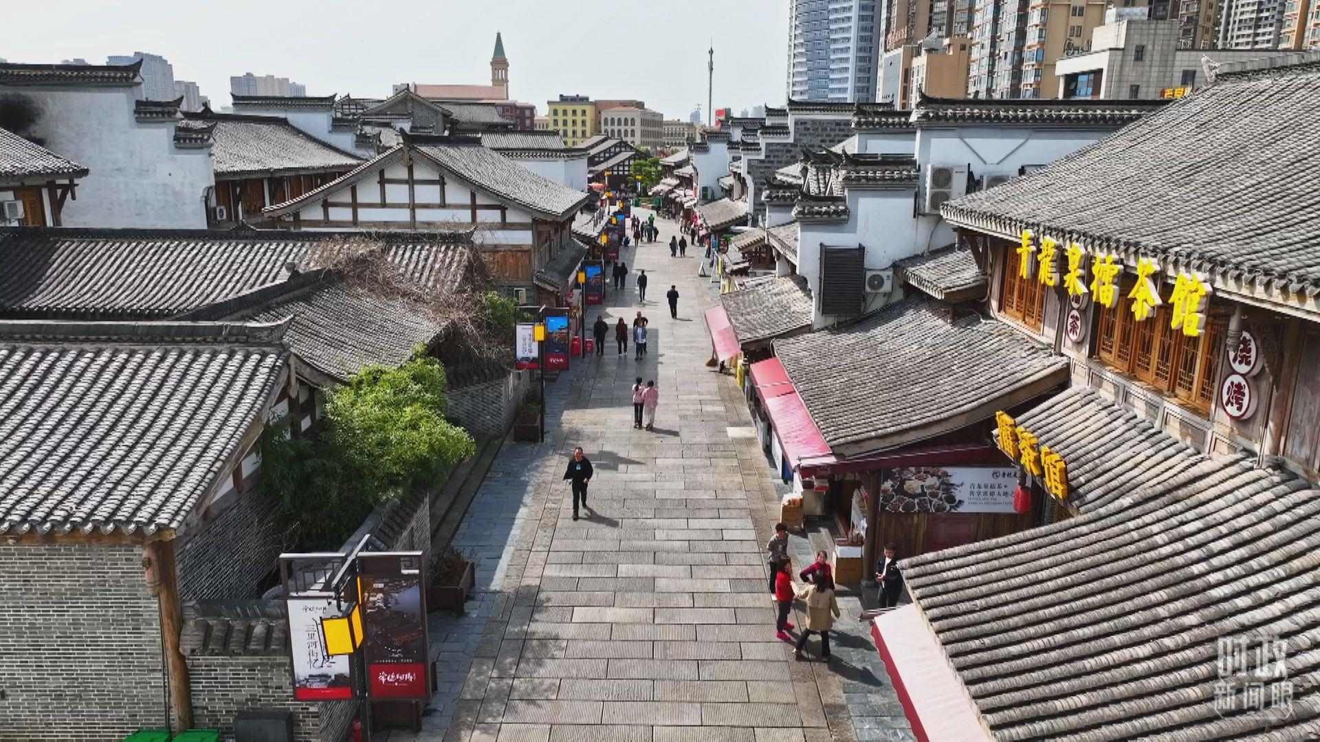 △常德河街。（總臺(tái)記者姚鵬、溫盛強(qiáng)拍攝）