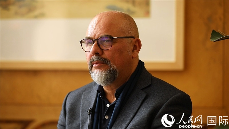 意大利陶瓷城市協(xié)會副會長保羅·馬賽蒂接受人民網(wǎng)專訪。人民網(wǎng) 劉動攝