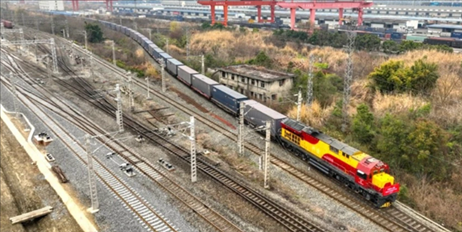 全國鐵路實行新的貨物列車運行圖。國鐵集團(tuán)供圖