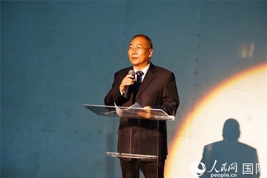 四川省文化和旅游廳副廳長王成平在活動現(xiàn)場進行旅游推介。人民網(wǎng)記者 陳海琪攝