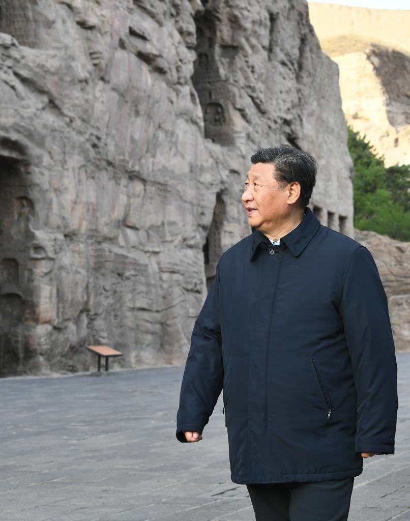 2020年5月11日，習近平總書記在山西云岡石窟實地了解歷史文化遺產(chǎn)保護情況。新華社記者 謝環(huán)馳 攝
