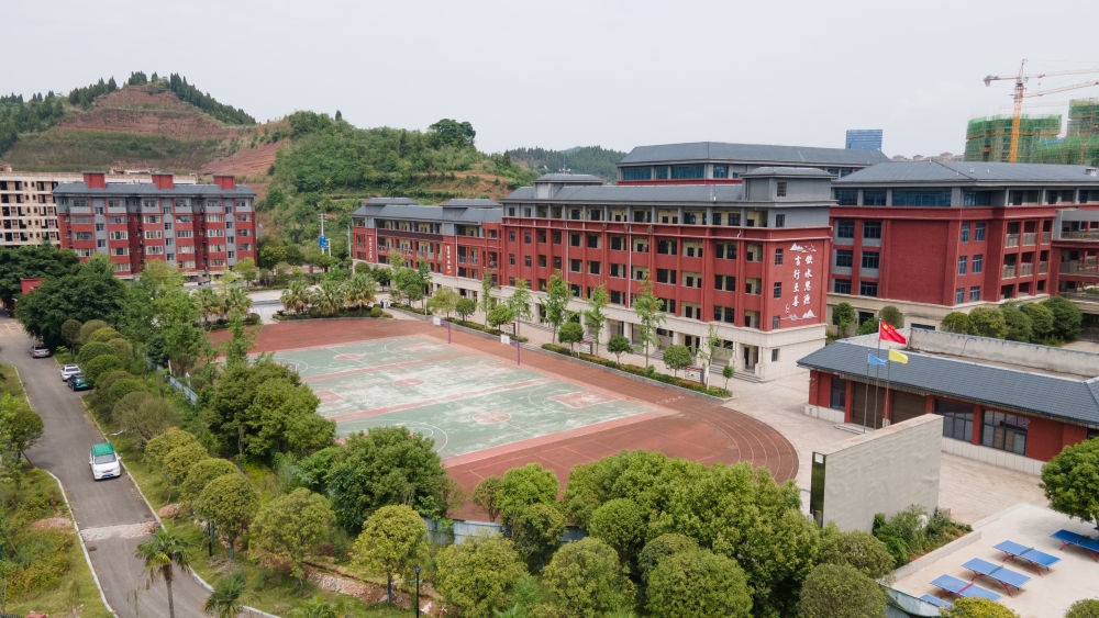 這是5月31日拍攝的之江小學(xué)校園。