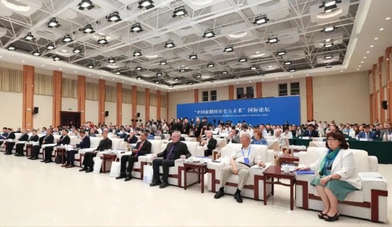 6月12日，“中國新疆的歷史與未來”國際論壇在喀什舉辦。（圖片來源：民族畫報(bào)）