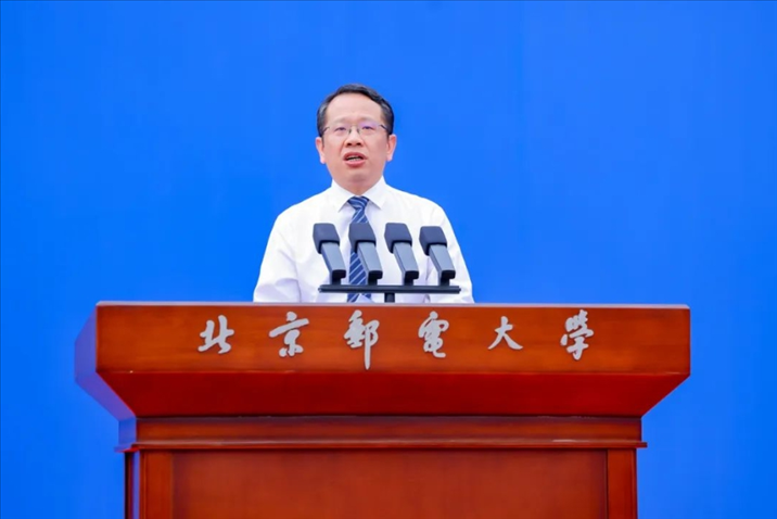 北京郵電大學(xué)校長(zhǎng)徐坤發(fā)表講話。校方供圖