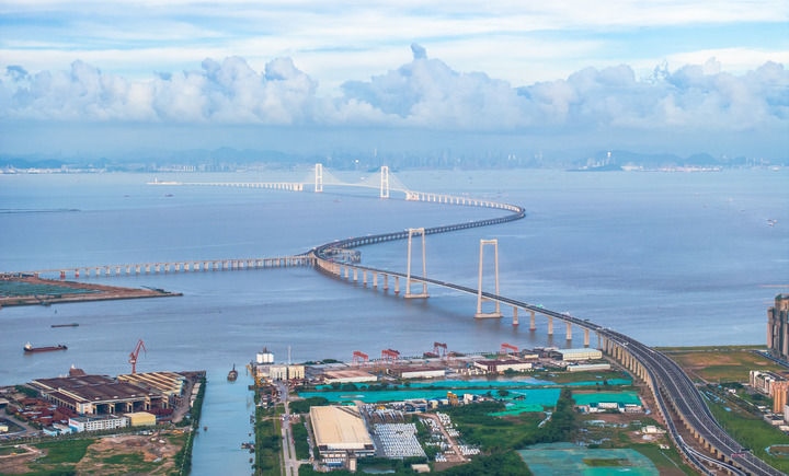 2024年6月27日拍攝的深中通道全景。新華社記者 毛思倩 攝