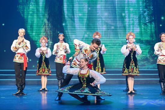 第十屆“歡動(dòng)北京”開幕，12國青少年向未來問好