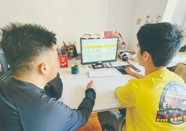 一起上課的畫(huà)面。北京航空航天大學(xué)供圖