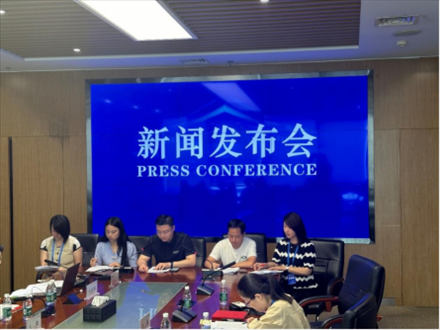 研修班現(xiàn)場模擬新聞發(fā)布會(huì)環(huán)節(jié)