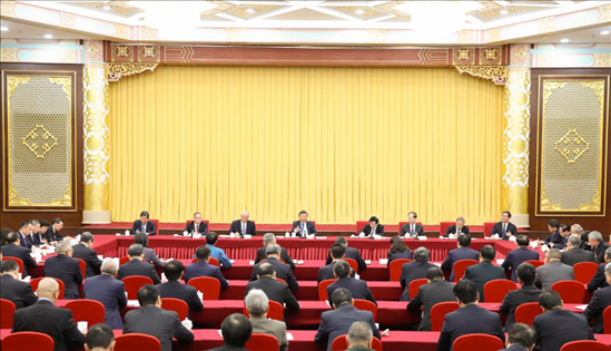 2024年3月6日，中共中央總書記、國家主席、中央軍委主席習(xí)近平看望參加全國政協(xié)十四屆二次會議的民革、科技界、環(huán)境資源界委員，并參加聯(lián)組會，聽取意見和建議。新華社記者 黃敬文 攝