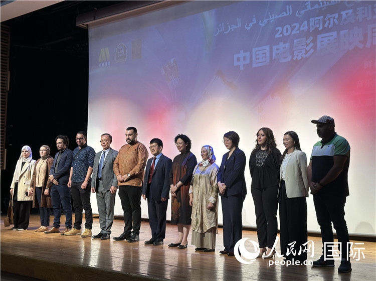 中阿兩國(guó)官員、電影行業(yè)從業(yè)者、媒體代表等出席開幕式 郝瑞敏攝