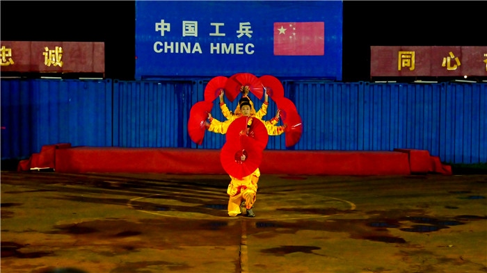 中國傳統(tǒng)文化節(jié)目表演。孫千攝