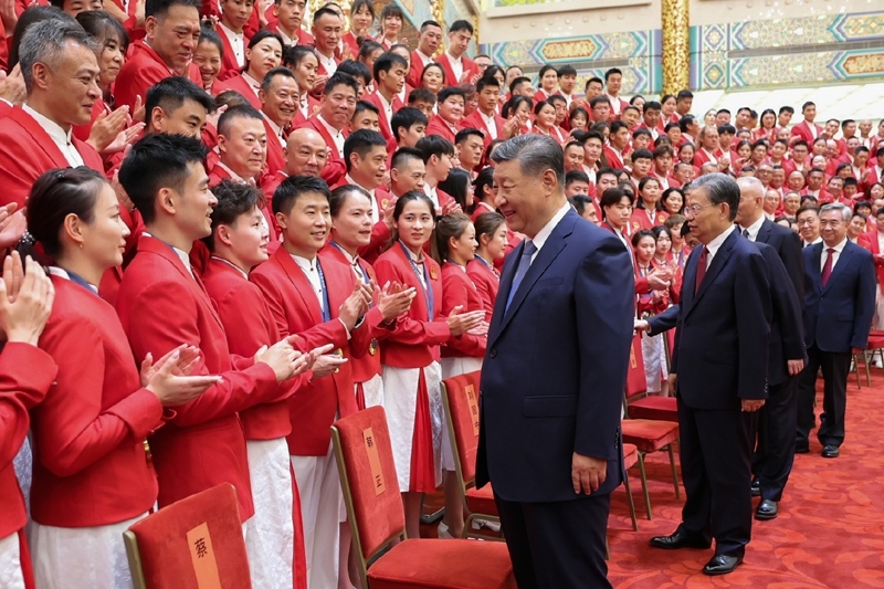 2024年8月20日，習(xí)近平總書記在人民大會堂接見第33屆夏季奧林匹克運動會中國體育代表團(tuán)全體成員。