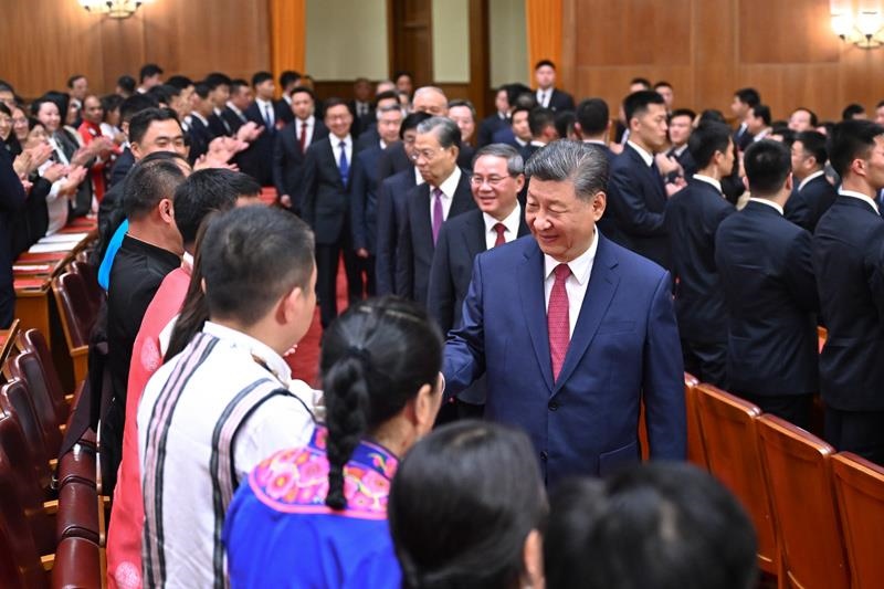 2024年9月29日晚，慶祝中華人民共和國成立75周年音樂會在京舉行。習近平總書記等黨和國家領導人，同3000多名觀眾一起觀看演出。
