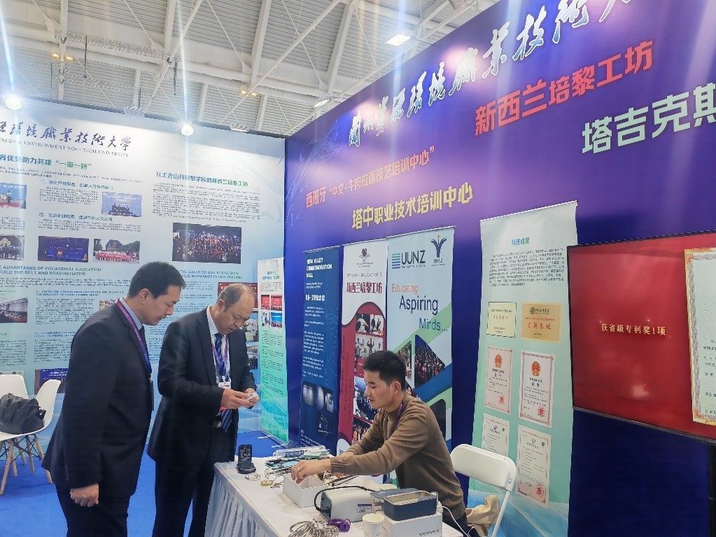 展臺現(xiàn)場。蘭州資源環(huán)境職業(yè)技術(shù)大學(xué)供圖
