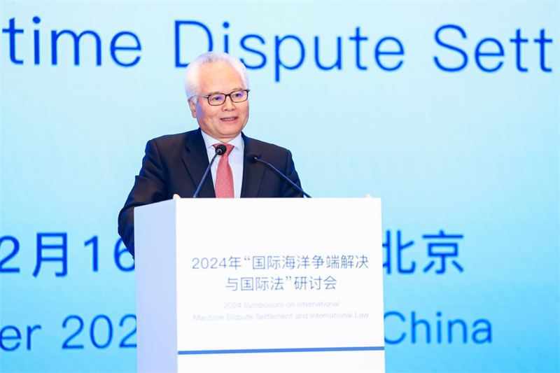 華陽海洋研究中心理事長、中國南海研究院學(xué)術(shù)委員會主席吳士存在開幕式致歡迎辭。華陽海洋研究中心供圖