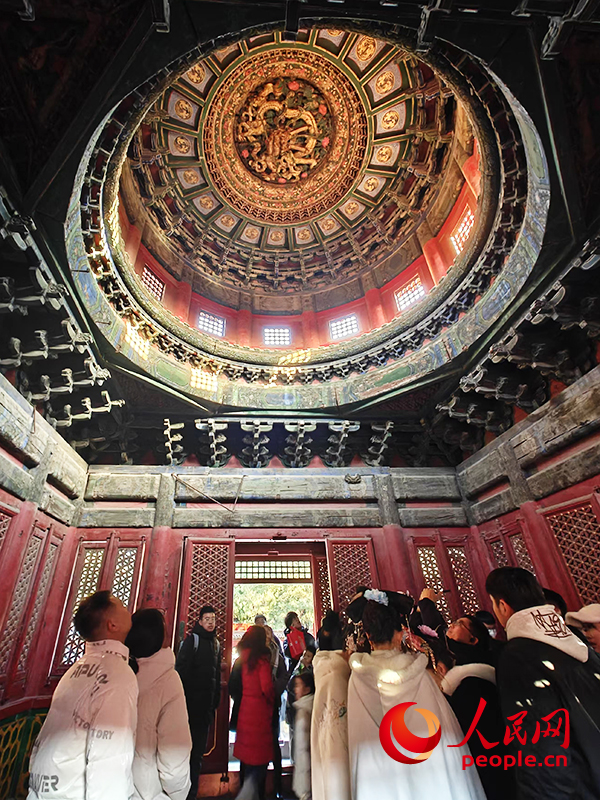 2025年1月，游客正在故宮博物院參觀。人民網(wǎng)記者 韋衍行攝
