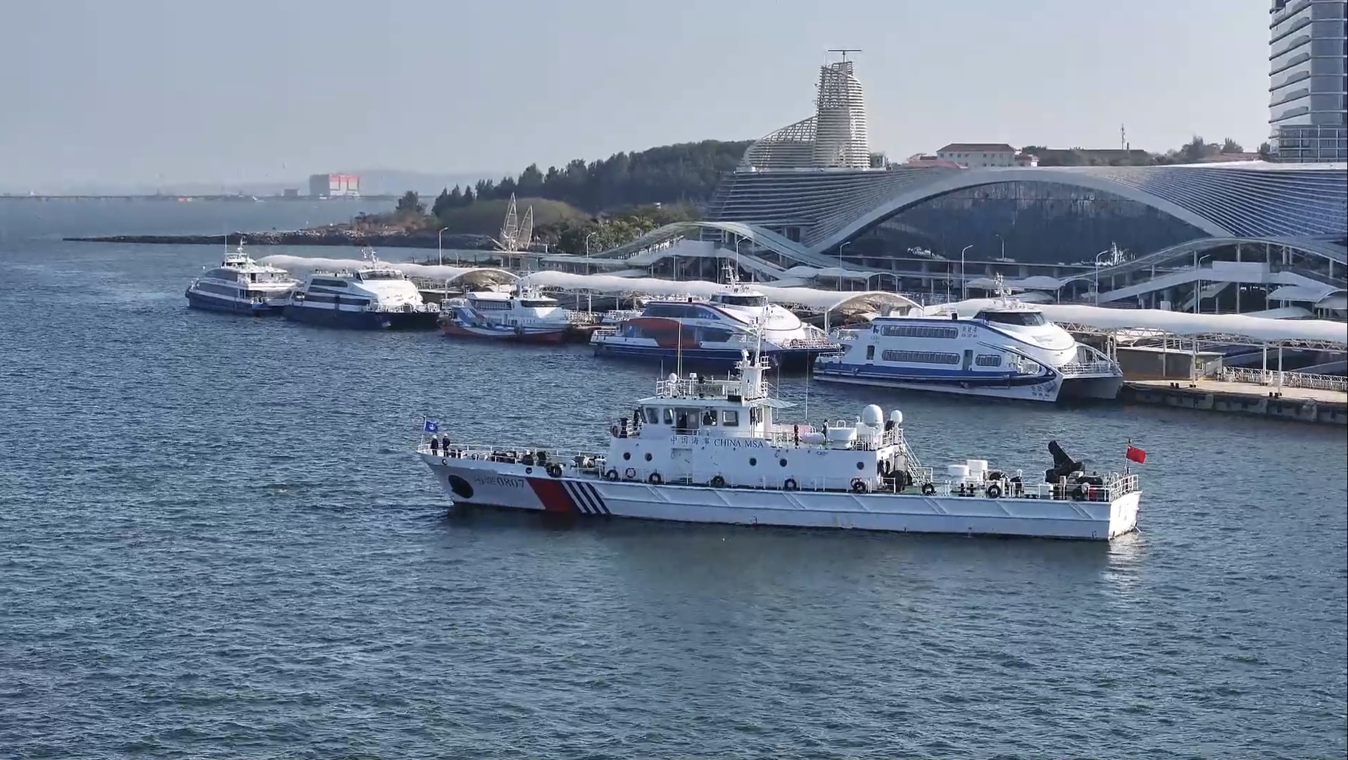 廈金“小三通”客運航線創(chuàng)復(fù)航以來單日客流量新高。廈門海事局供圖