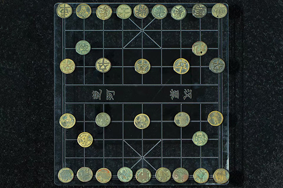 宋代中國(guó)銅象棋子。主辦方供圖